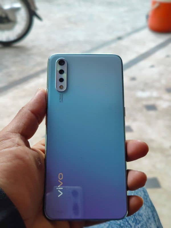 vivo s1 4/128gb 1