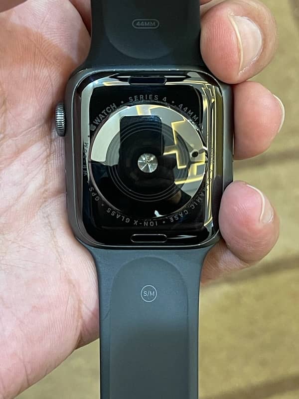 apple watch series 4 44mm 4