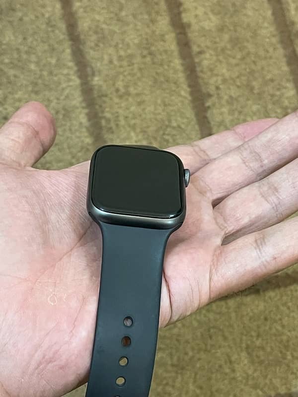 apple watch series 4 44mm 7