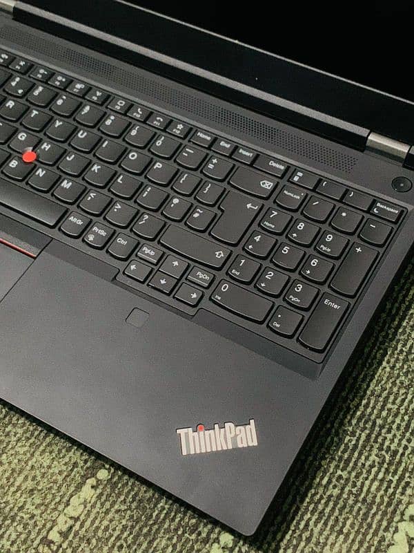 LENOVO THINKPAD P15 Core i7 10th Gen 4k UHD 15"inch Display 5