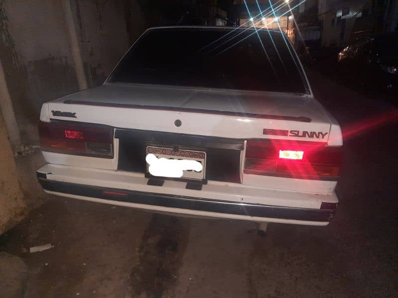 Nissan Sunny 1987 1