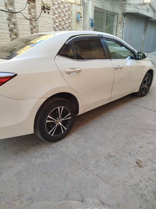 Toyota Corolla GLI 2018 call nbr 03360523357 2