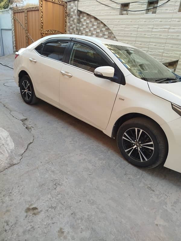 Toyota Corolla GLI 2018 call nbr 03360523357 3