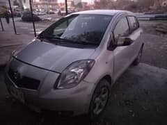 Toyota Vitz 2012