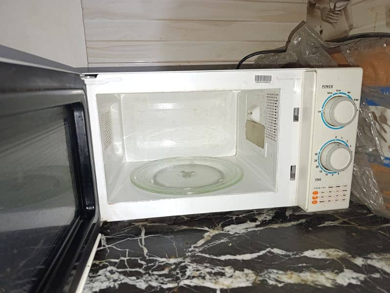 Dawlance microwave oven 4