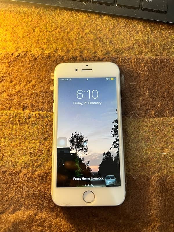 Iphone 6 128gb ( pta approved) 1