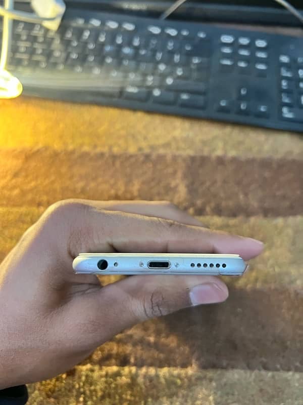 Iphone 6 128gb ( pta approved) 3