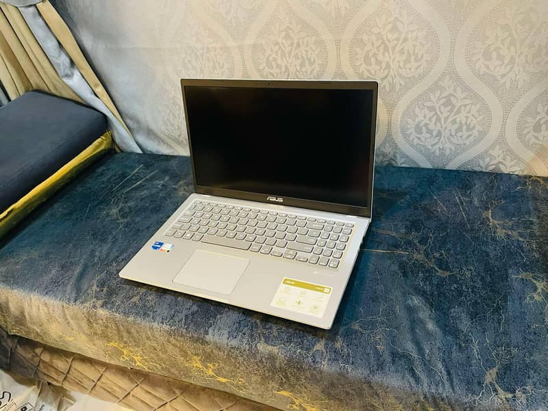 Asus VivoBook 11th Gen i5 Slim Look 512 SSD 16GB Ram: 5