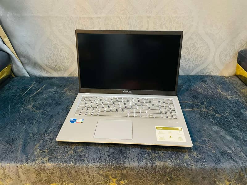 Asus VivoBook 11th Gen i5 Slim Look 512 SSD 16GB Ram: 7