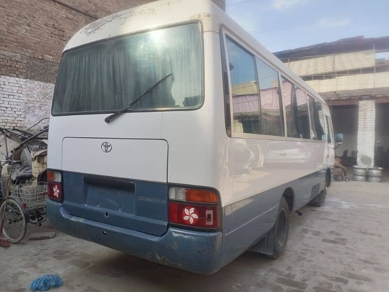 Toyota Coaster 14