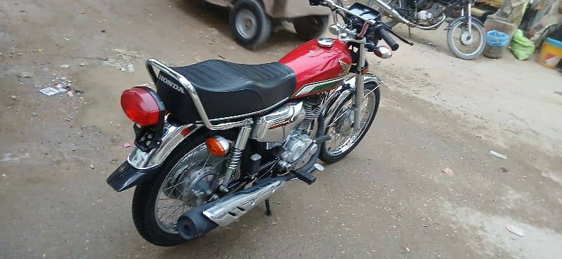 Honda CG 125 Special Edition Red Colour Unused Bike And Unregistered 2