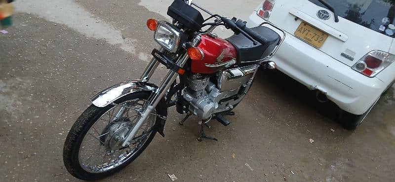 Honda CG 125 Special Edition Red Colour Unused Bike And Unregistered 4