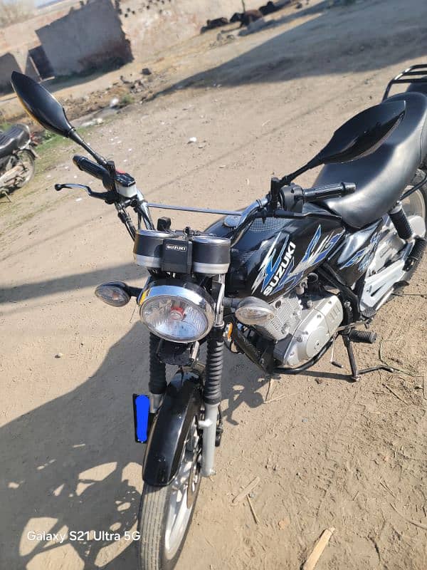 Suzuki GS 150 se 2022 Model Black 6