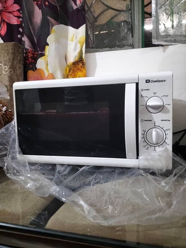 Dawlance Oven 210s Almost new 0