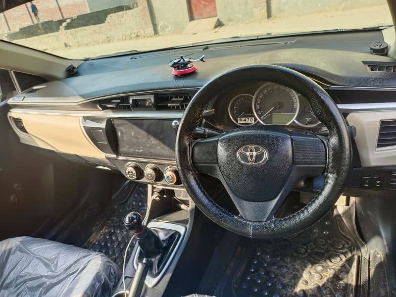 Toyota Corolla XLI 2015 5