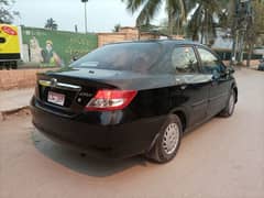 Honda City IDSI 2005 Black color Own Engine Genuine condition