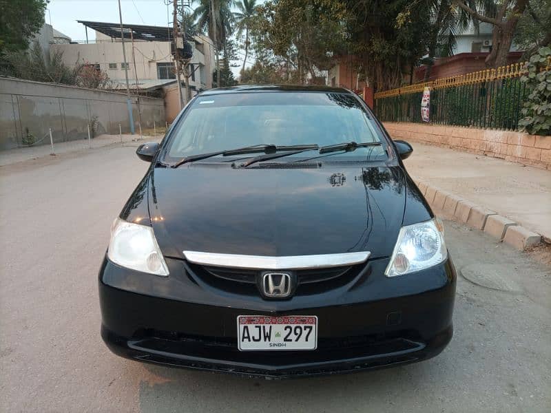 Honda City IDSI 2005 Black color Own Engine Genuine condition 5