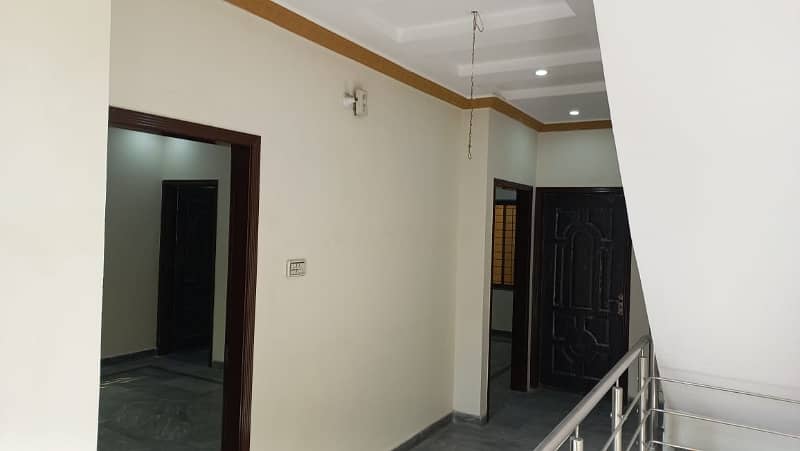 2 Marla completely house available for Rent in Beghem pura stop 9