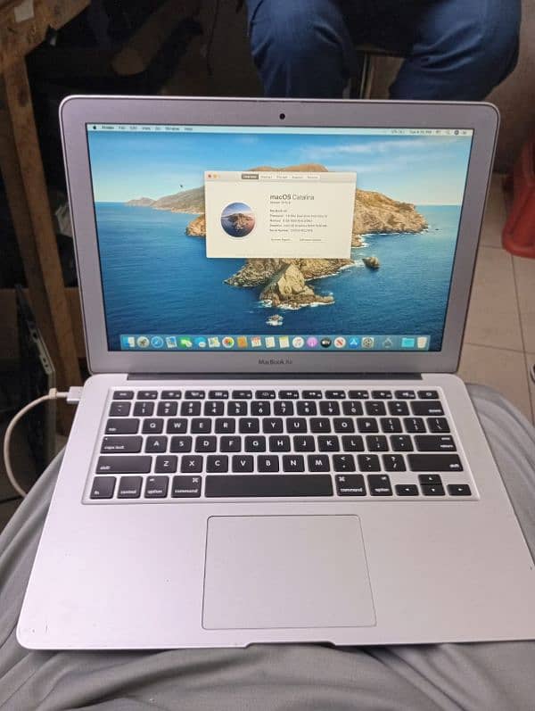 Apple Mac book Air 2017 1