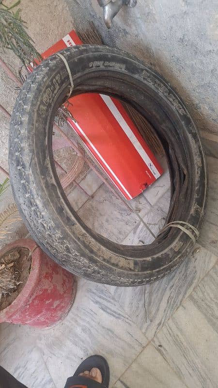 honda cg 125 tyre tube and chaincover 0