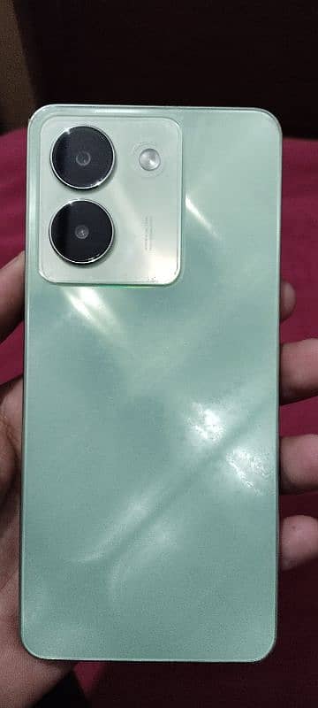 Vivo Y27s 3