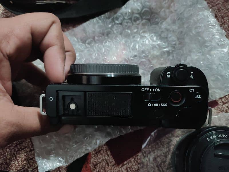 Sony Zve10 With Kit Lens 16-50mm 10