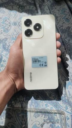 Realme C61 (6-128)