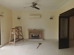 1 Kanal Separate Gate Upper Portion With Drawing Room Is Available For Rent In Dha Phase 3 Near McDonalds Y Block