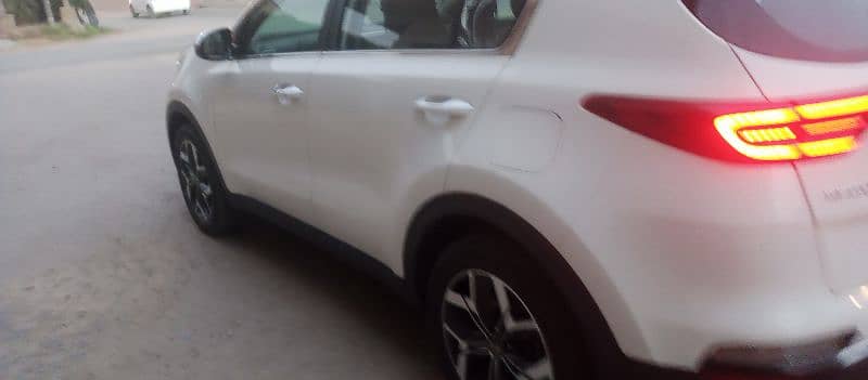 KIA Sportage 2024 1