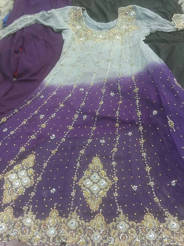 chiffon Maxi +3piece walima Bridal bilkul new he ha 1 baar use ki ha 1