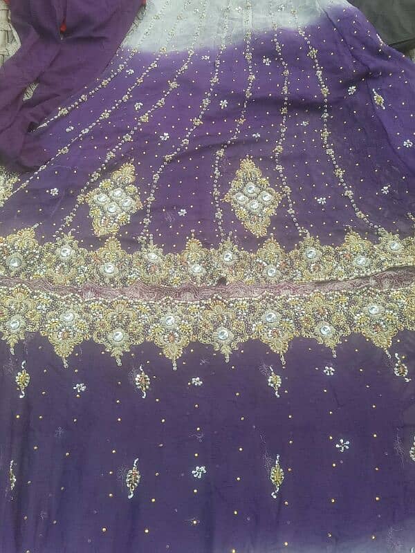 chiffon Maxi +3piece walima Bridal bilkul new he ha 1 baar use ki ha 2