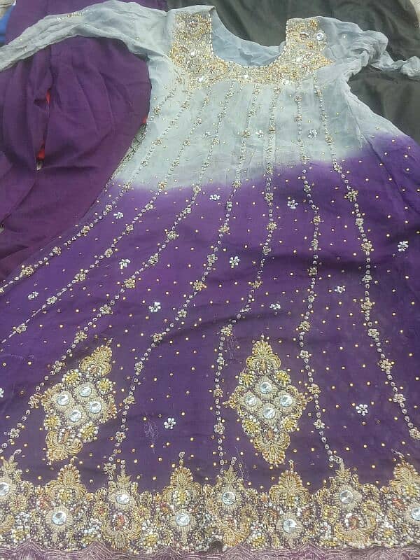 chiffon Maxi +3piece walima Bridal bilkul new he ha 1 baar use ki ha 5