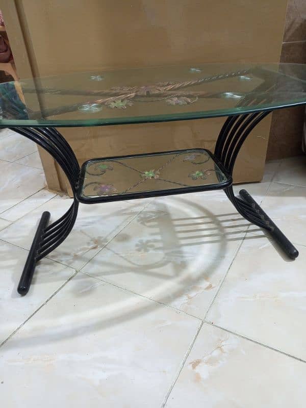 Stunning Glass Table for Sale - Excellent Condition 1