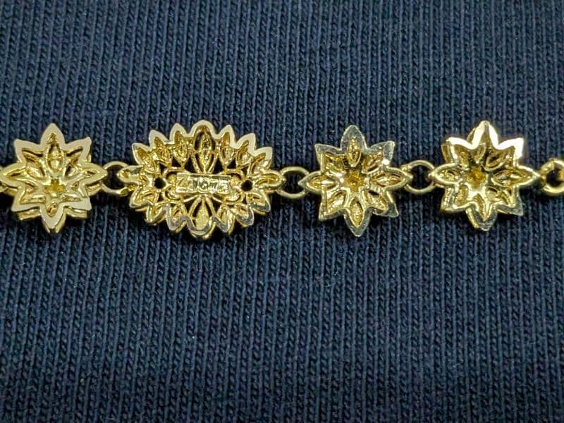 Gold Bracelet made my Qasmia jewllers 13