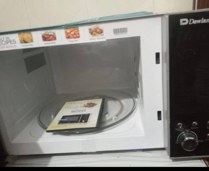 Microwave oven Dawlance DW- 131HP 2