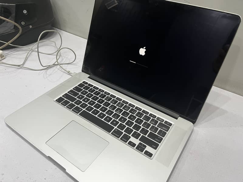 Macbook Pro 2014 i7 16GB 512 GB SSD 15 inch 7