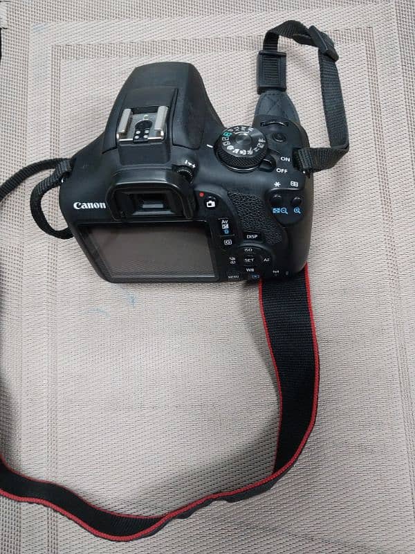 Canon EOS 2000D DSLR Camera - Excellent Condition - Slightly Used 3