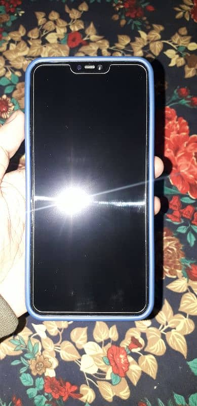 Vivo Y80A 3