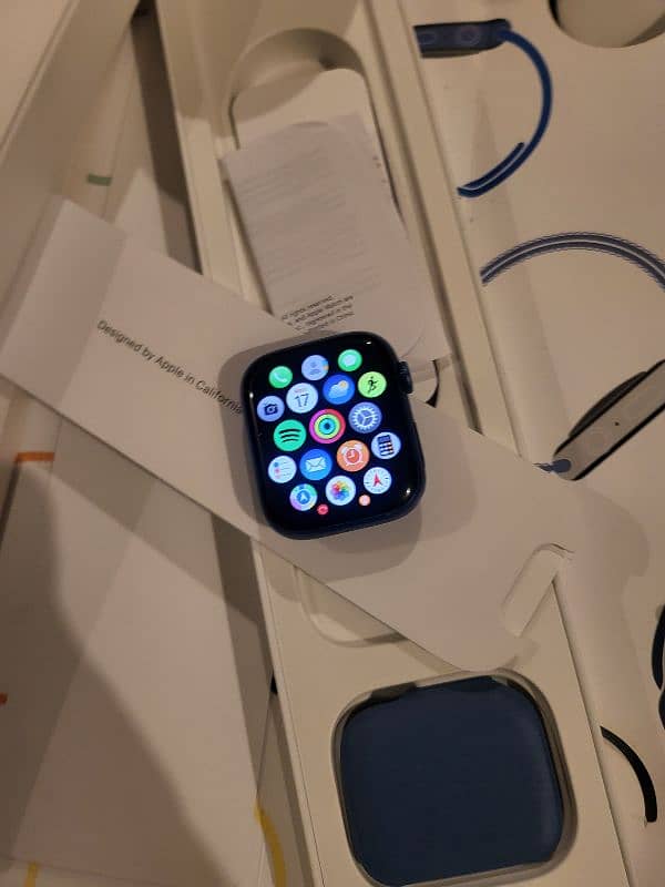 Applle watch series 7 Complete Box All Ok Exchange Possible 0