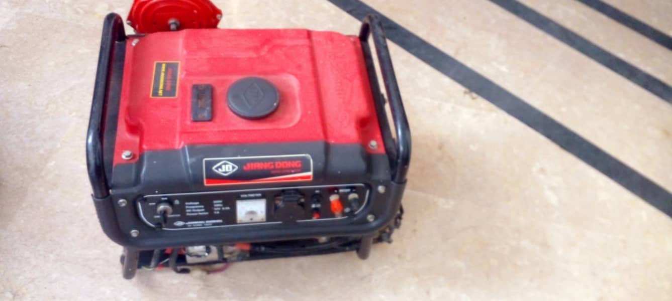 JD 1900e Generator – Like New (Gas & Petrol Supported) 3