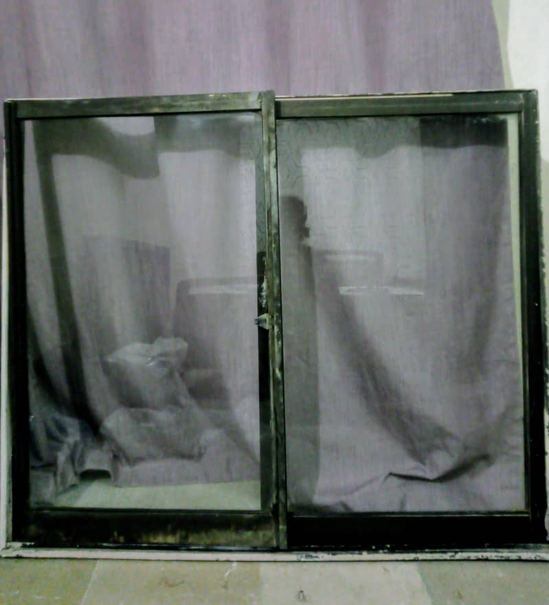 Aluminium Sliding Glass Windows with Frame for Sale, Read Size in Des 0