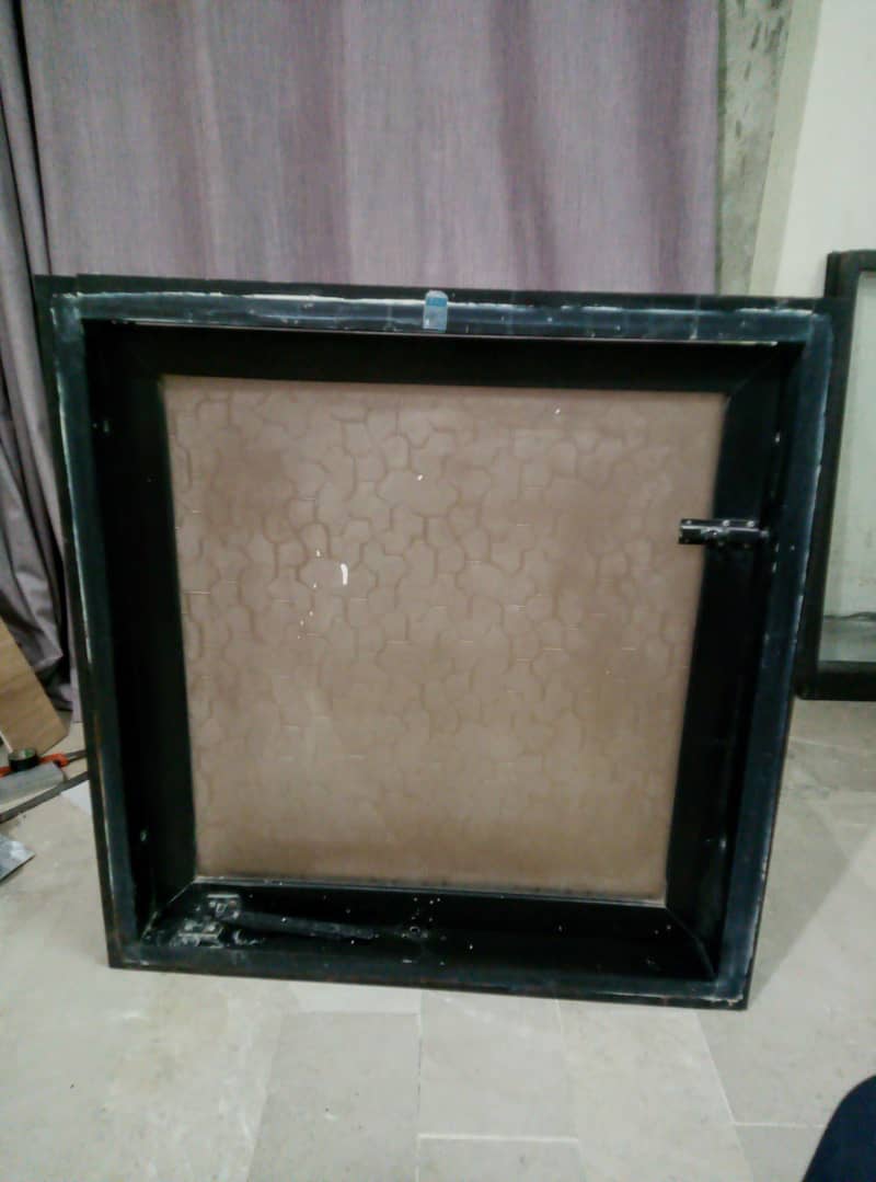 Aluminium Sliding Glass Windows with Frame for Sale, Read Size in Des 3