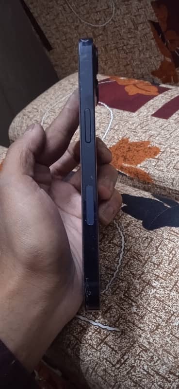 IPhone 13 128 gb non pta physical sim working. 3