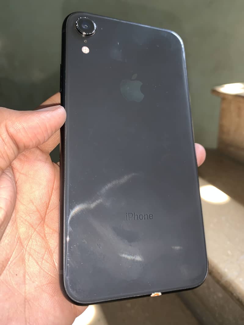 Apple iPhone XR 0