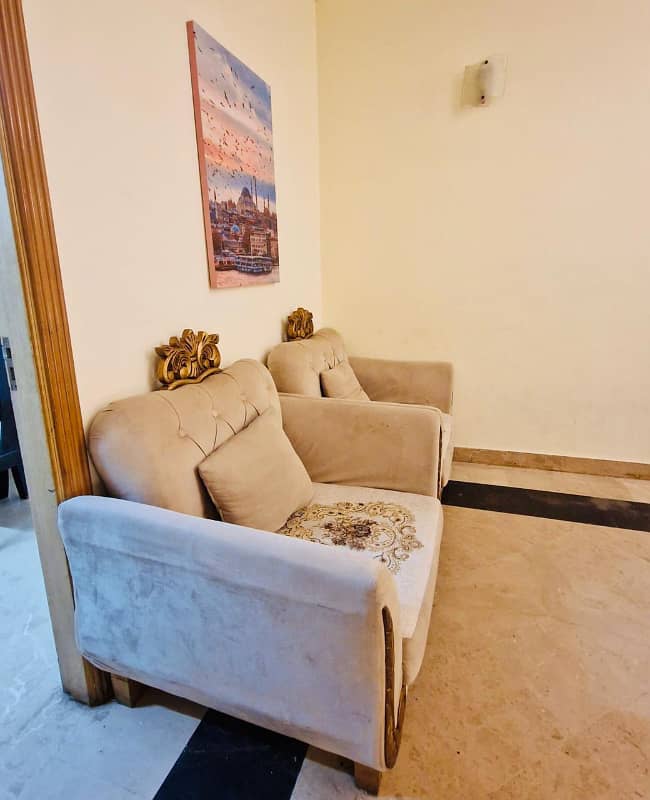 4 bed fully furnished apartment available for rent in F-11 Islamabad 11