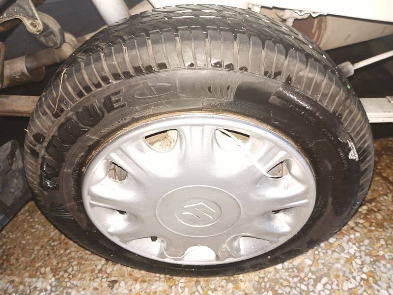 Suzuki Mehran VX 2007. out class condition new tyre new battery. 4