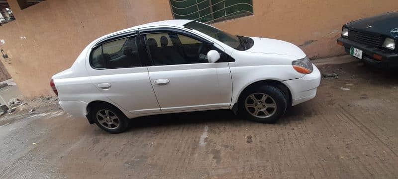 Toyota Platz 2001 Reg in 2007 in Good Condition 3