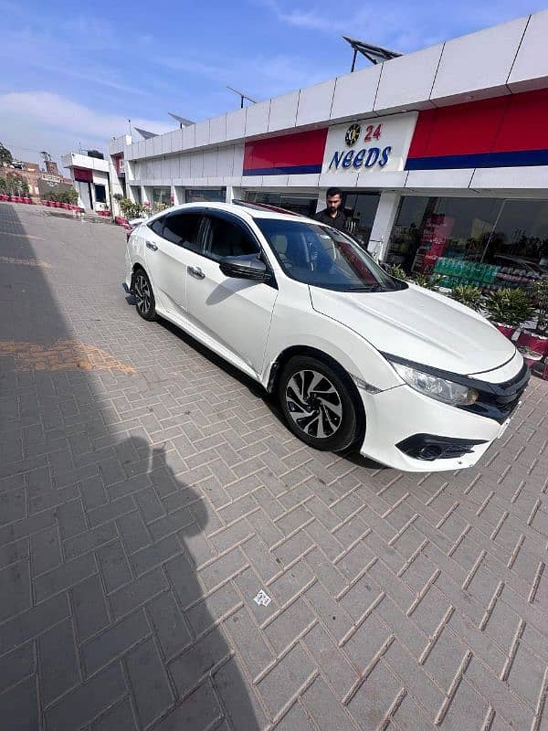 Honda Civic Oriel 2017 3