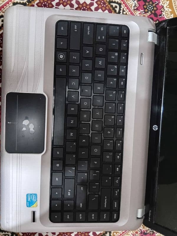 HP pavilion dm4 0