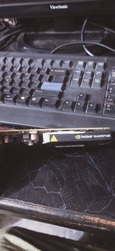 Nvidia Quadro 600 Graphics Card For Sale 1